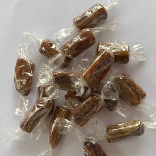 Chuối sấy dẻo hình viên kẹo