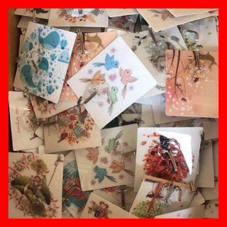 Móc dán tường họa tiết 3D