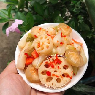 KIM CHI CỦ SEN