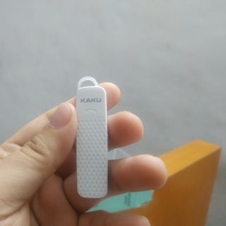Tai nghe bluetooth kaku