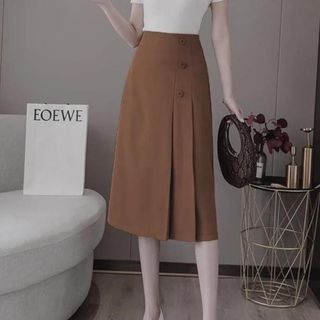 CHÂN VÁY XINH DÀI QUA GỐI