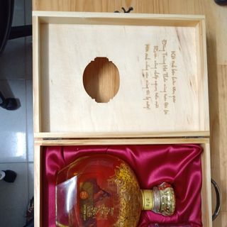 Rượu Đông Trùng Hạ Thảo