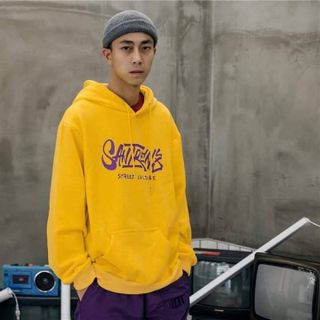 Áo hoodie năm nữ