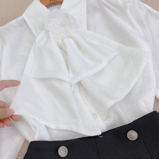 Set Áo Sơ Mi Trắng Kèm Nơ Phối Quần