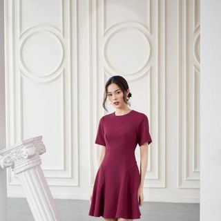 Đầm xòe A basic. Chất liệu gold mịn mướt. Size SML. 2 màu như hình chụp