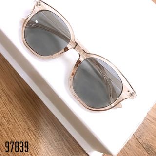 KÍNH THỜI TRANG 97039