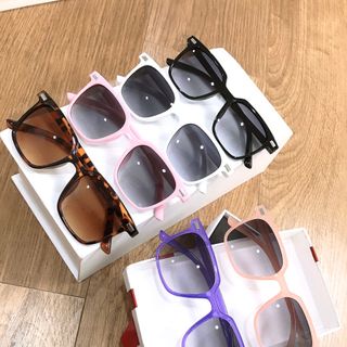 MẮT KÍNH EM BÉ 20