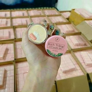 Kích trắng vitamin B10