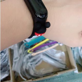 đồng hồ trẻ em sẵn tại kho hồ chí minh