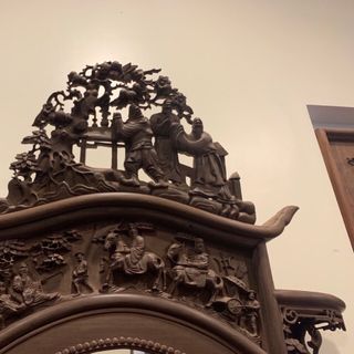 Tủ bày đồ phòng khách