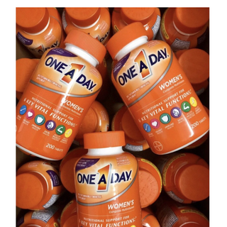 Viên vitamin tổng hợp One A Day Women's Formula cho nữ dưới 50 - 300 viên