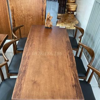 bàn ăn gỗ gụ nam phi dài 1,6m