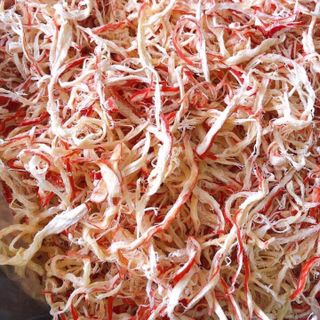Mực xé sợi hấp nước dừa