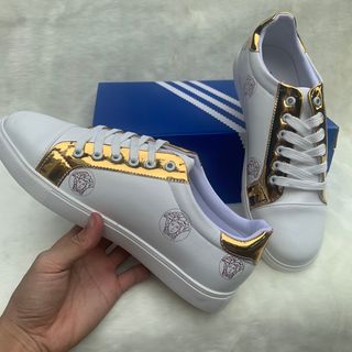Giày thể thao nam kẻ vàng