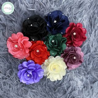 HOA CÀI ÁO HÌNH BÔNG HOA GẮN HẠT ĐỦ MÀU
