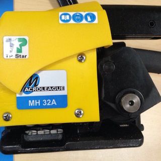 DỤNG CỤ ĐÓNG ĐAI THÉP CẦM TAY 3 TRONG 1 MACROLEAGUE MH32A