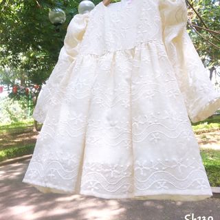 Váy trẻ em ren nổi