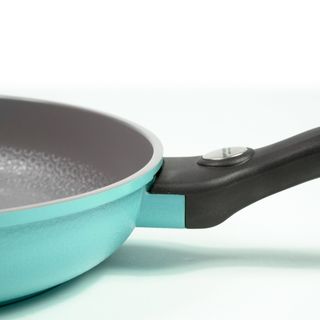 Chảo Ceramic Hoa Cúc Họa Mi Happy Home Pro màu xanh pastel - size 26 - Đáy Từ