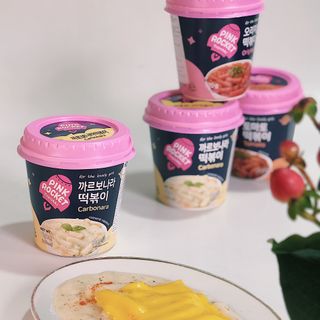 Pink Rocket Topokki phô mai cup 120 gr