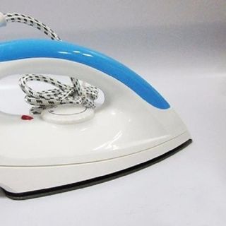 Bàn ủi kim cương