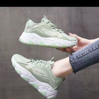 Giày thể thao nư