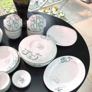 Lưu ý khi chọn mua bát đĩa làm bộ quà tặng in logo giá sỉ - Anh Minh Gift