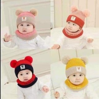 Mũ len hai quả bông chữ M MICKEY kèm khăn quàng cổ cực yêu cho bé giá sỉ