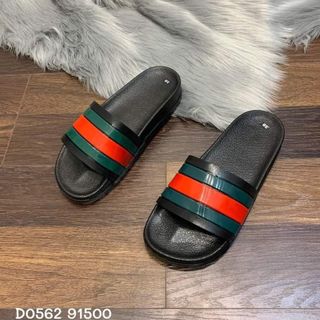 Dép Lê Bảo Bình