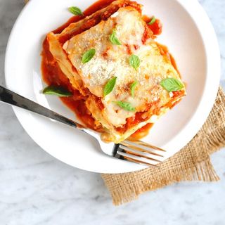 Sốt mỳ ý (sốt mì ý) vị cà chua và quế tây truyền thống - Traditional Italian Tomato and Basil pasta sauce
