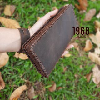 Ví da cầm tay thủ công 01