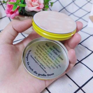 Kem dưỡng chống hăm cho bé