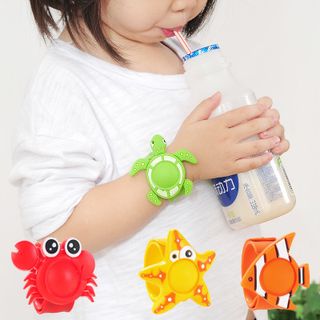 VÒNG TAY ĐUỔI MUỖI CHO BÉ