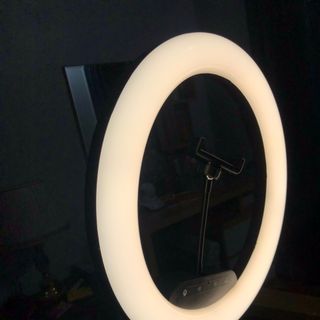 Đèn livestream size 36cm, 1 kẹp cao cấp, có điều khiển từ xa, cổng sạc usb và cảm ứng