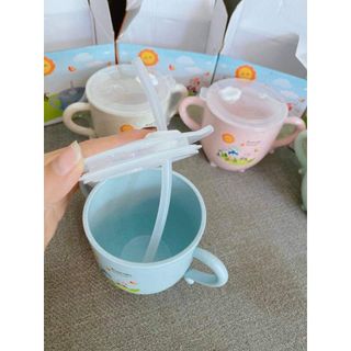 Cốc tập uống nước lúa mạch cho bé yêu