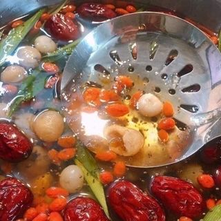 SET CHÈ DƯỠNG NHAN 13 VỊ
