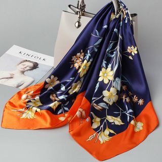 Khăn Quàg Cổ Hình Vuông 90cm Thanh Lịch Cho Nữ