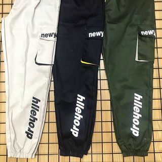 Quần kaki 1 túi hộp in chữ NEWYORK mềm mịn