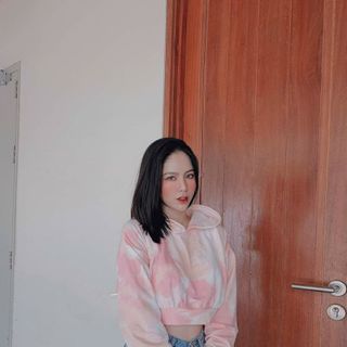 Áo crop top loang màu