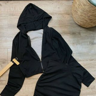 Set 3 món áo khoác chân váy áo 3 lỗ