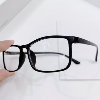 MẮT KÍNH GIẢ CẬN DEO NHỎ