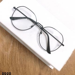 KÍNH GIẢ CẬN 8888