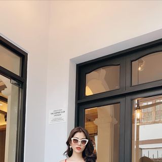 Đầm dạ hội kiểu hai dây nhún ngực đuôi cá ngắn