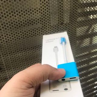 Cáp chuyển 1 đầu ra 2 đầu