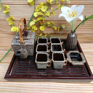 BẠN CẦN BỘ BÌNH TRÀ IN THƯƠNG HIỆU, HÃY TỚI ANH MINH GIFT