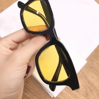 MẮT KÍNH 2068