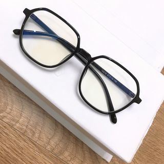 MẮT KÍNH GIẢ CẬN 18216