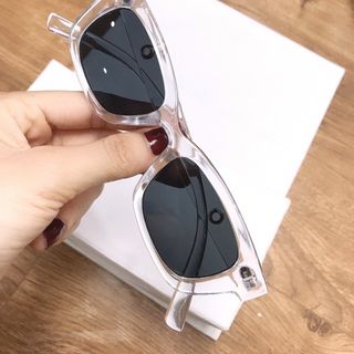 MẮT KÍNH 2023