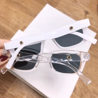 MẮT KÍNH 2023