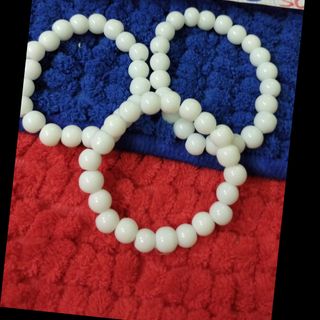 Vòng 8li đeo tay trắng sứ