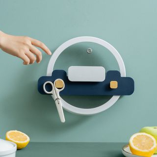 Kệ Treo Nắp Nồi Hình Xe Hơi